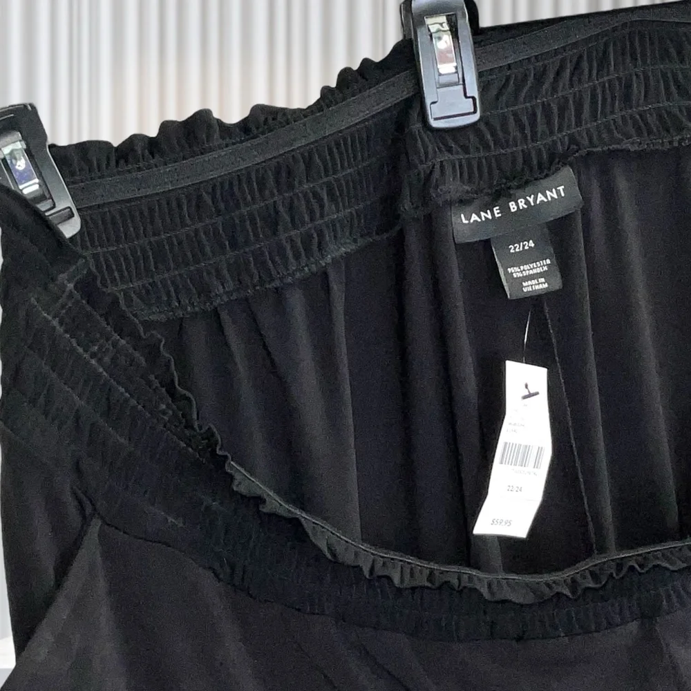Lane Bryant New w Tags Black Wide Leg Pull-On Cropped Pants Women 22/24 - Picture 3 of 8
